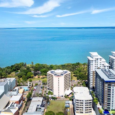Hilton Garden Inn Darwin Exterior photo