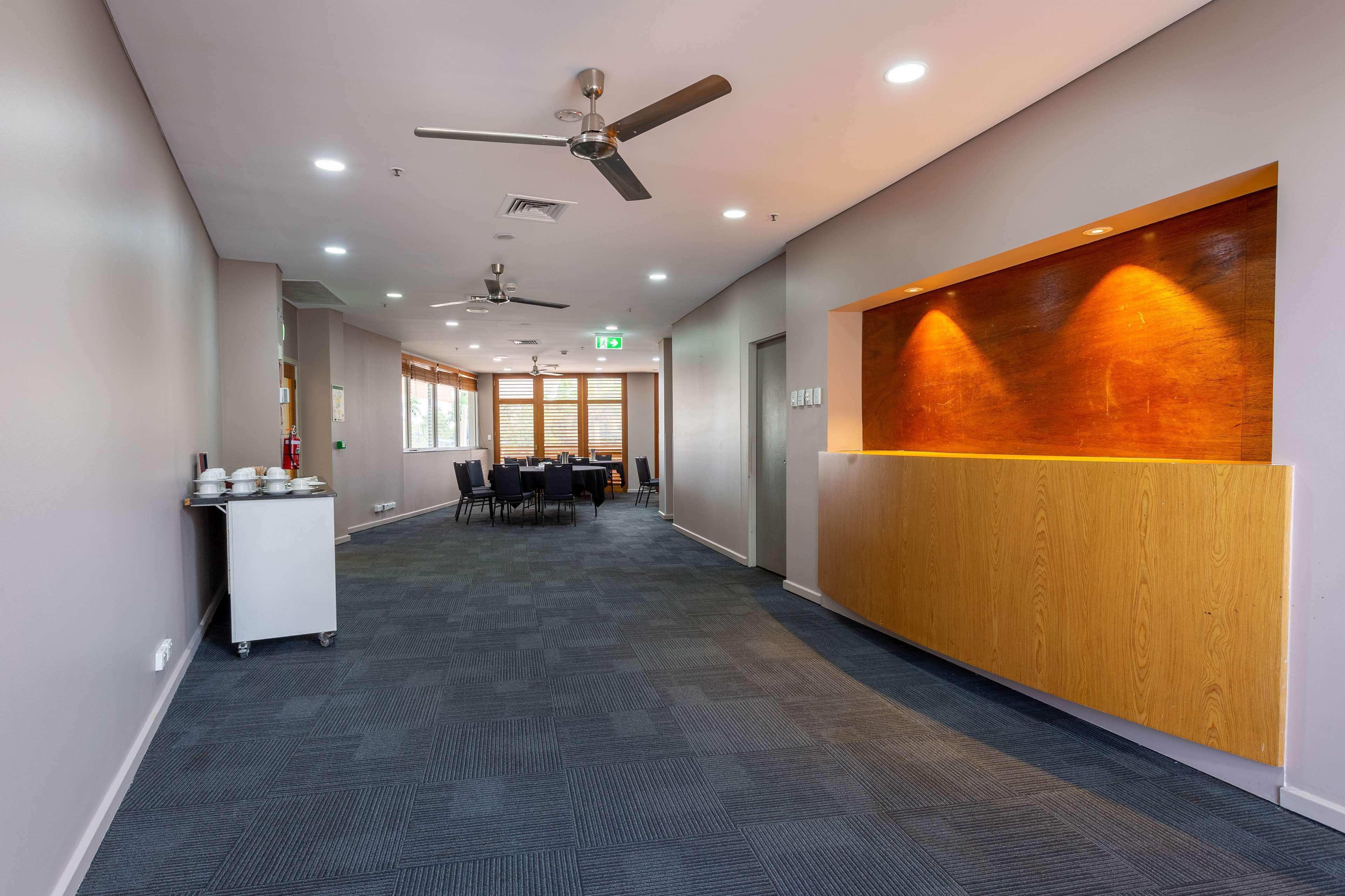 Hilton Garden Inn Darwin Exterior photo