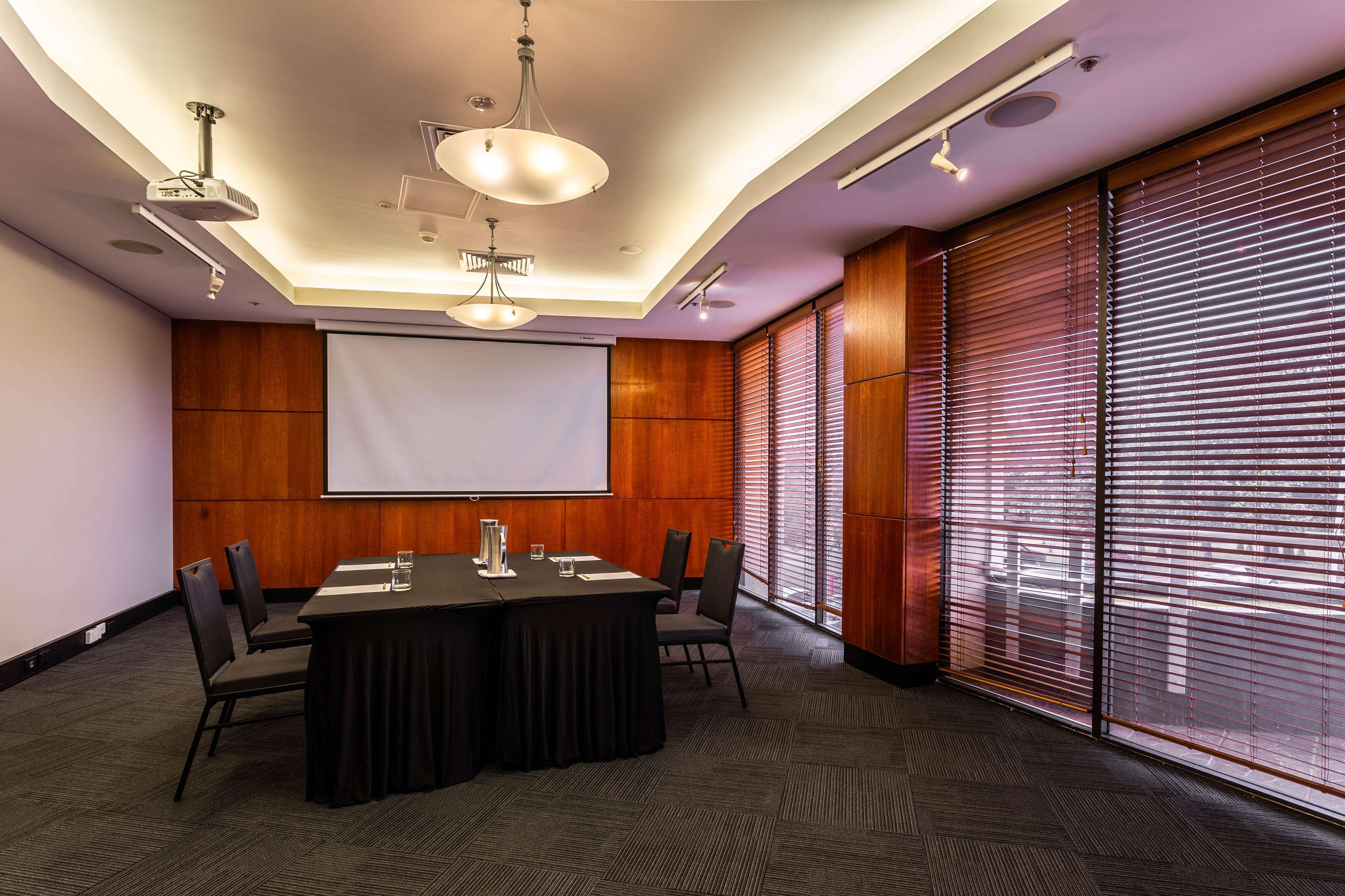 Hilton Garden Inn Darwin Exterior photo