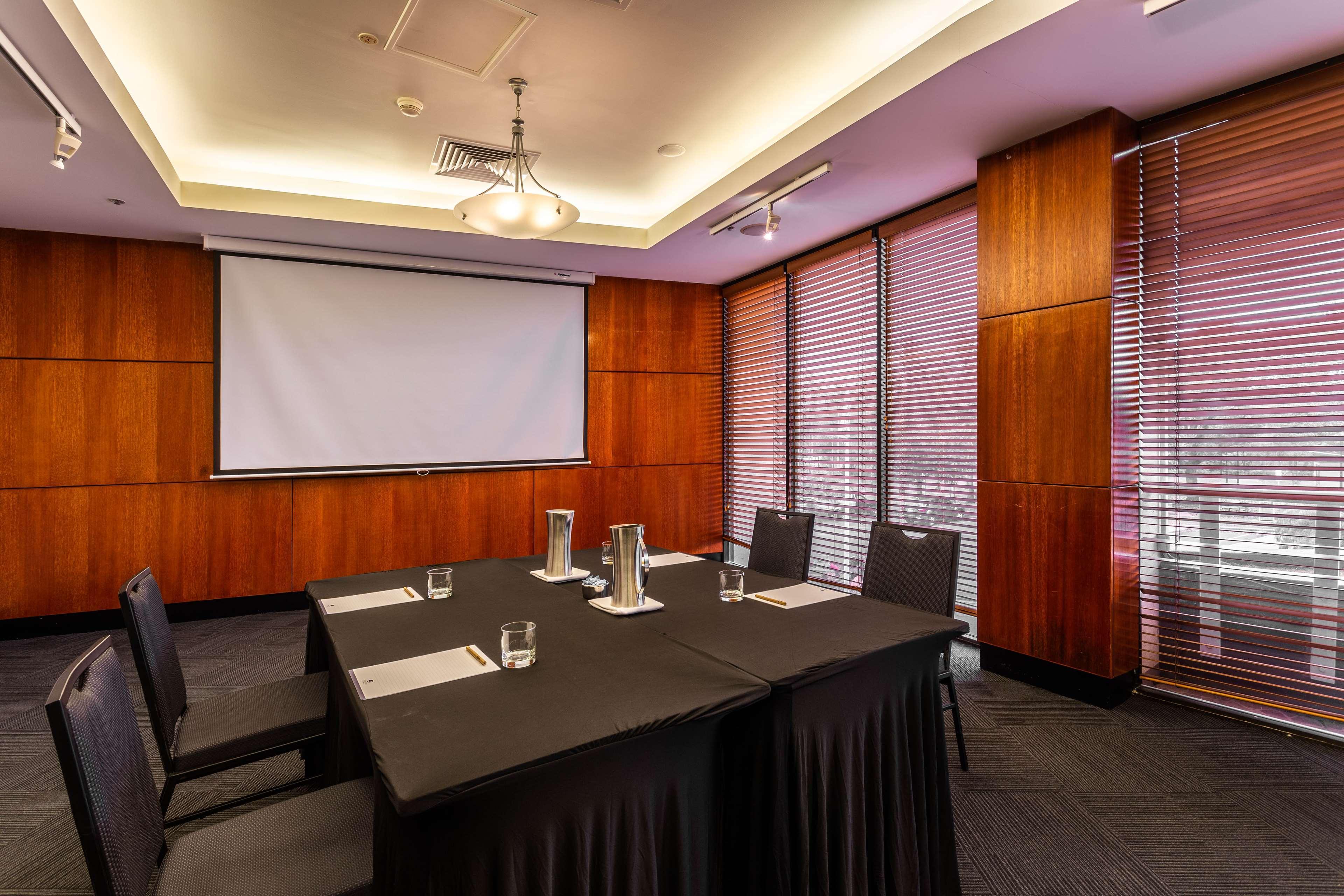 Hilton Garden Inn Darwin Exterior photo