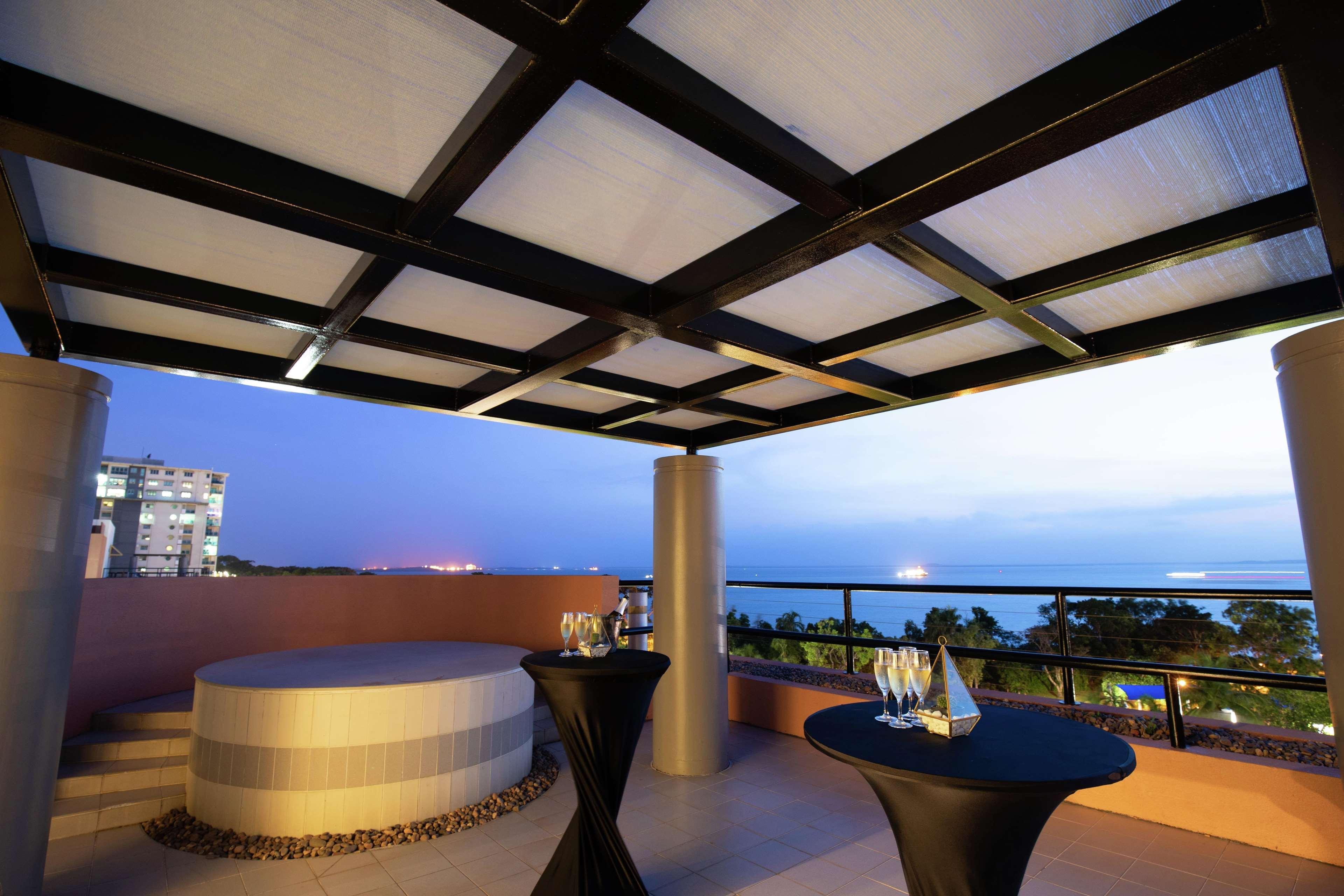 Hilton Garden Inn Darwin Exterior photo